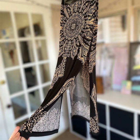 Venus small, long slitted skirt. - Picture 3 of 6